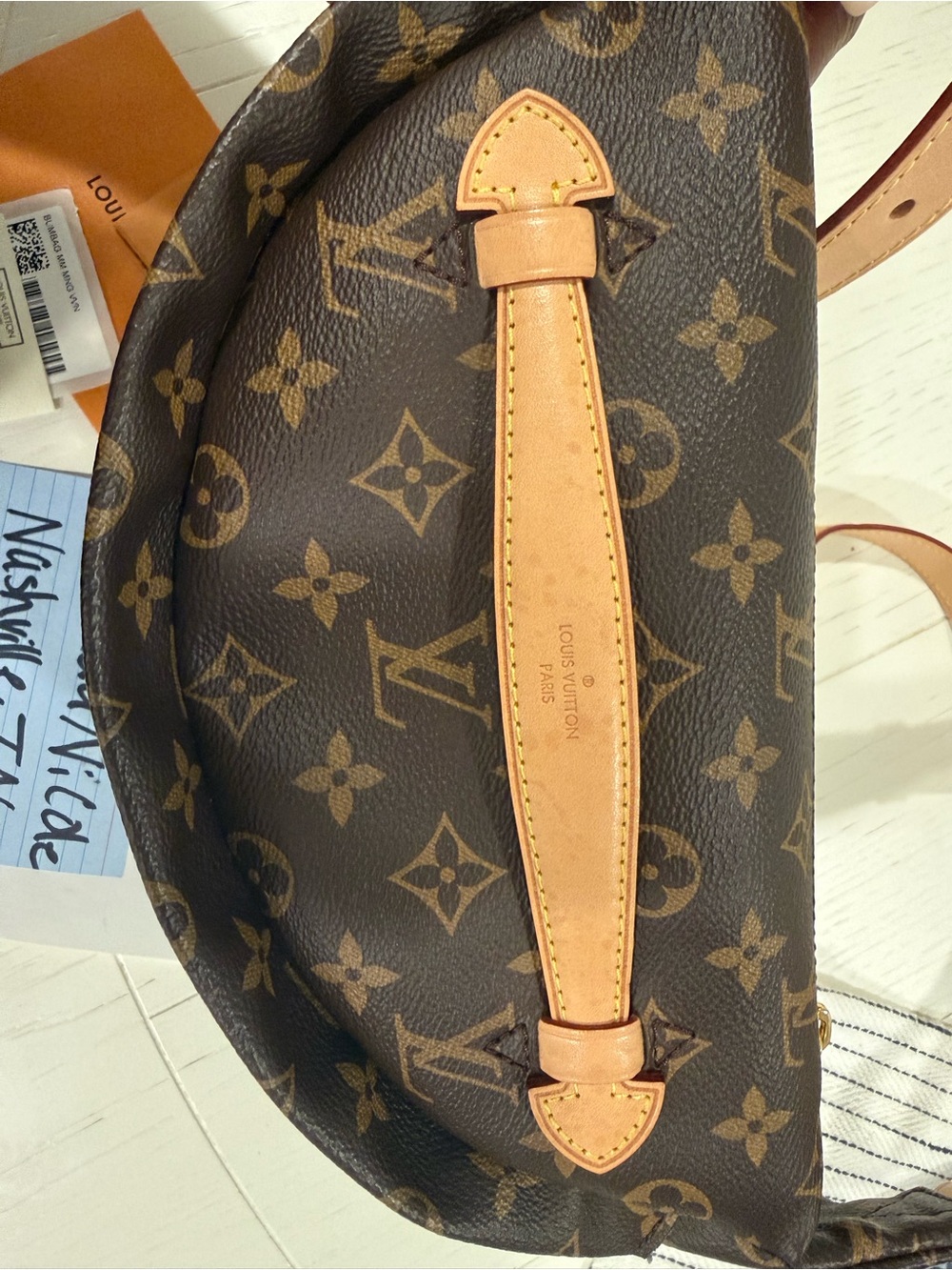 Louis Vuitton Discontinued BumBag - Picture 3 of 8